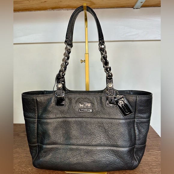 Coach Madison Tribeca East West Black Tote - Picture 1 of 10